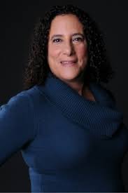 Karen Glick's Instagram, Twitter & Facebook