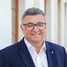 Peter Ebner (@peterebner80)