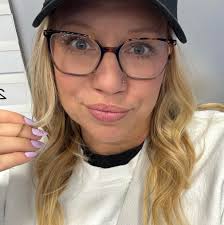 Makeup artist in Hannibal for wedding