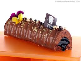 Buche De Noel Au Chocolat Et Son Cœur Coulant Recette Buche De Noel Buche Au Chocolat Chocolat