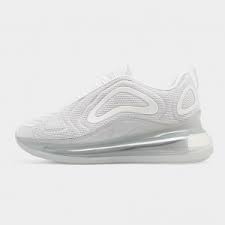 Released may 2019 for summer running with a minimalist look, the wmns epic phantom react flyknit 'triple white' is made with a lightweight construction and unassuming neutral tones. Nike Women S Epic Phantom React Flyknit Running Shoes White White Pure Platinum Sales