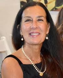 Lisa Dileo's Instagram, Twitter & Facebook