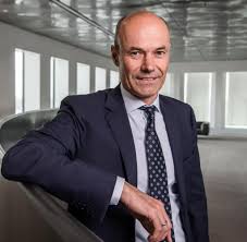 Nach darstellung des geldhauses sind die formalitäten bei der eröffnung des. Deutsche Bank Finanzchef Verspricht Im Zinsskandal Weiter Aufklarung Welt