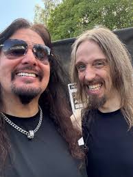 Just want to say thanks to all you Magnum fans who took a trip down memory  lane with me regarding Saracen, Witchfynde, Limelight etc. Great bands that  didn't get the breaks.Just goes