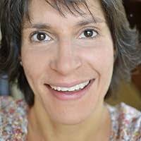 Nicole Hunn's Instagram, Twitter & Facebook