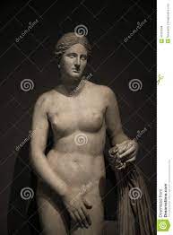 Estatua Do Venus Nacked No Fundo Preto Roma Italia Imagem De Stock Editorial Imagem De Imperador Patrimonio 40557694