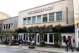 Wetherspoon's has confirmed plans to open a pub in waterford city. The Expert View Jd Wetherspoon Hsbc And Diageo Citywire