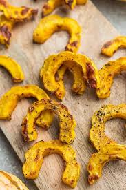 Air Fryer Delicata Squash Is Such An Easy Side Dish To Make For Any Family Meal It S Low In 2020 Delicata Squash Delicata Squash Recipe Roasted Delicata Squash Recipe