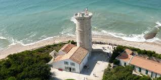 Zur website des camping les baleines. Camping St Clement Des Baleines Ile De Re Canvas Holidays