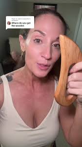 How to Use A Wooden Cellulite Massager Airelax for Legs