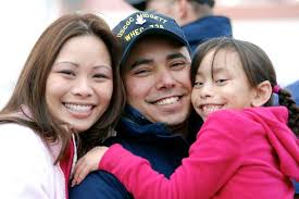 393 Petty Officer 3rd Class Tara Molle Image: PICRYL