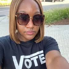 Natalie Murdock (@DivaMurdock)