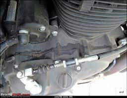 One Of The Serious Issue Of Engine Oil Leak Enfield Himalayan Royal Enfield Oil Leak