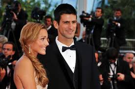 To je udarna vest danas u medijima. Jelena Djokovic Squashes Rumours About Split With Novak