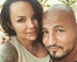 Szpilka planami matrymonialnymi pochwalił się dopiero teraz. Fani Nie Mogli W To Uwierzyc Artur Szpilka Naprawde Powiedzial Tak Do Narzeczonej Padlo Tajemnicze Haslo Super Express