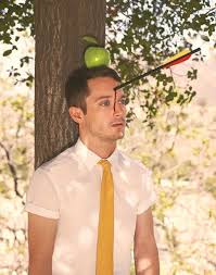 Elijah On Twitter Elijah Wood Elijah Holistic Detective