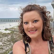 Amy (@thatgirltrader)