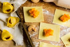 La cucina tradizionale lombarda è fatta di tanti sapori, molto diversi fra loro. Prodotti Tipici Lombardi Lista Di 30 E Piu Specialita Gambero Rosso