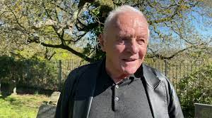 Golden globe nominee jonathan pryce plays pope francis alongside sir anthony hopkins in a new film. Anthony Hopkins Facebook