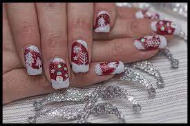 Deco noel pour ongles gel. Nail Art De Noel Sapins Enneiges Nail Art Le Blog De Yoko Ongles Noel Ongles Ongles Gel Noel