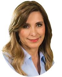 Esther Ortiz's Instagram, Twitter & Facebook