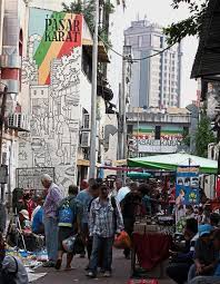 Di sini kami menjual dan membeli barangan terpakai berjenama. 5 Flea Markets In The Klang Valley That Will Fulfill Your Vintage Dreams Flea Market Valley Fleas