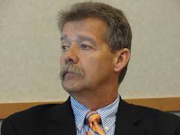 Easton School Board Keeps Same Leadership