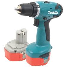 Black And Decker Drill Battery Charger 9 6v Best Practices For Long Makita 1220 Power Tool Battery Life Australia Professional Battery Blog Power Tool Batteries Drill Makita