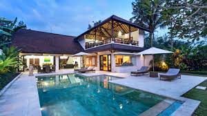 Id proporsi setiap ruangan di dalam vila dihitung berdasarkan rasio matematika sederhana seperti 3:4 dan 4:5, dan ruangan yang berbeda di dalam rumah saling terkait dengan rasio ini. Villa Candi Kecil Empat Ubud 4 Bedrooms Best Deals