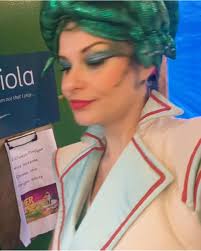 Georgina White (@georginawhiteofficial)