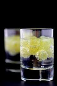 Perles D Alcool Fort Cuisine Moleculaire Cuisine Moleculaire Cuisine Gastronomie Moleculaire