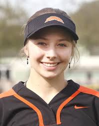 Roseburg lands three