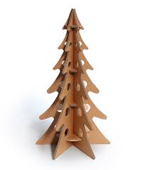 L'albero di natale è l'elemento più importante nelle decorazioni natalizie; Albero Di Natale In Cartone Albero Di Natale Igreengadgets It