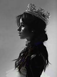 Black And White Crown Aesthetic Carolyn Adarbe Adli Kullanicinin Camz 3 Panosundaki Pin Camila Cabello Portre Fotografcilik