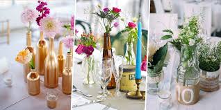 Réalisez une décoration mariage à thème rétro et vintage sur décorerlebonheur.com, décoration de fêtes : Deco Mariage Recuperer Des Bouteilles En Verre Marie Claire
