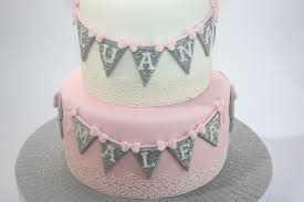 Und kann ihre figur super betonen. Maus Glitzer Torte Lealu Sweets