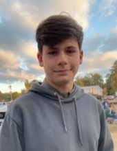 Lane Shelton's Instagram, Twitter & Facebook