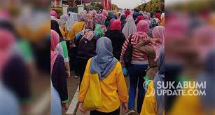 Marwan hamami mendatangi dua raksasa pabrik sepatu pt pratama abadi industri yang lebih dikenal dengan pabrik nike dan pt glostar indonesia (gsi) 2 di sukalarang, kabupaten sukabumi, senin (30/3/2020). Spsi Gsi Sukalarang Sukabumi Akhirnya Setuju Pabrik Libur Asal Upah Buruh Dibayar Penuh