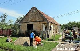Fara limita de venit, avans de la 5% pana la 15%, valoare maxima de finantare mai mare. Foto O Familie Cu Cinci Copii Are Casa ReabilitatÄƒ Cu Ajutorul AsociaÅ£iei AcasÄƒ In Banat