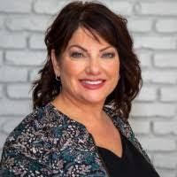 Kate Ledoux's Instagram, Twitter & Facebook