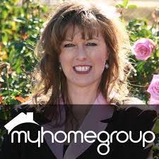 Shelly Estes's Instagram, Twitter & Facebook