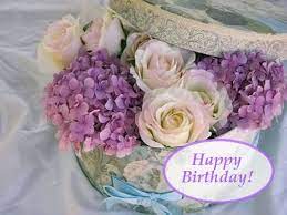 Choose the best birthday wishes to greet your near and dear ones on their special occasion. Happy Birthday Flores De Cumpleanos Feliz Cumpleanos Postales De Felicitaciones
