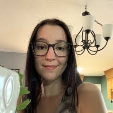 Inez Cameron's Instagram, Twitter & Facebook