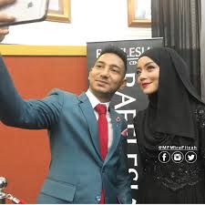 Yes, there must be thousands of dms in every day. Zizan Bukan Kekasih Saya Mira Filzah