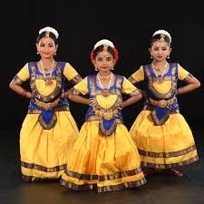Available for Rent !! Kids Skirt Costume | Unique colours | Elegent and  Vibrant on stage | DM for Details . . . #fyp #bharathanatyam #kids #dance  #dancers #dancerslife #costume #colour #traditional #classical #onstage  #rent