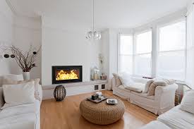 La cheminée de salon a été construite selon les prescriptions de protection incendie aeai. Tendance Les Cheminees Sous Le Feu Des Projecteurs Nature Et Feu Poeles A Bois Et A Granules Cheminees Nord