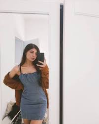 Mahluna - every curve exposed