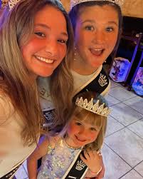 Mackenzie Ewing (@ewing_mackenzie) • Instagram photos and videos