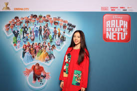 Daca in prima parte avem duelul dintre ralph rupe netu' a intrat in cinematografe in data de 4 ianuarie, fiind adus in romania de forum film, distribuitor unic al filmelor disney in tara noastra. Filmul Ralph Rupe Netu O AdevÄƒratÄƒ ReÈ›ea SocialÄƒ