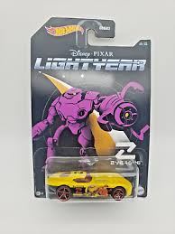 Hot Wheels Disney Pixar Lightyear Amazoom and Fast Felon 1/64 Diecast New